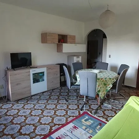 Apartment Andy *